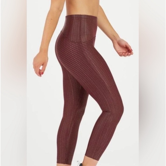 SPANX Active BootyBoost 7/8 Burgundy/Gold Metallic Dot Legging by Sarah BlakeyXS - Picture 6 of 12